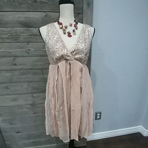 Kut from the Kloth Peach Sequined Dress sz M